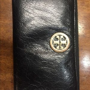 Tory Burch wallet